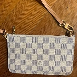NEW Louis Vuitton Damier Azure Neverfull Pochette 7.5inx4.75in.
